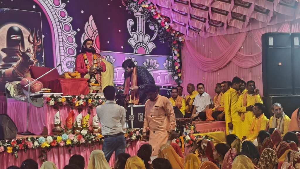 kshititech ग्राम टेमर में शिव महापुराण का आयोजन, नगरपालिका अध्यक्ष श्याम सुंदर अग्रवाल ने लिया आशीर्वाद